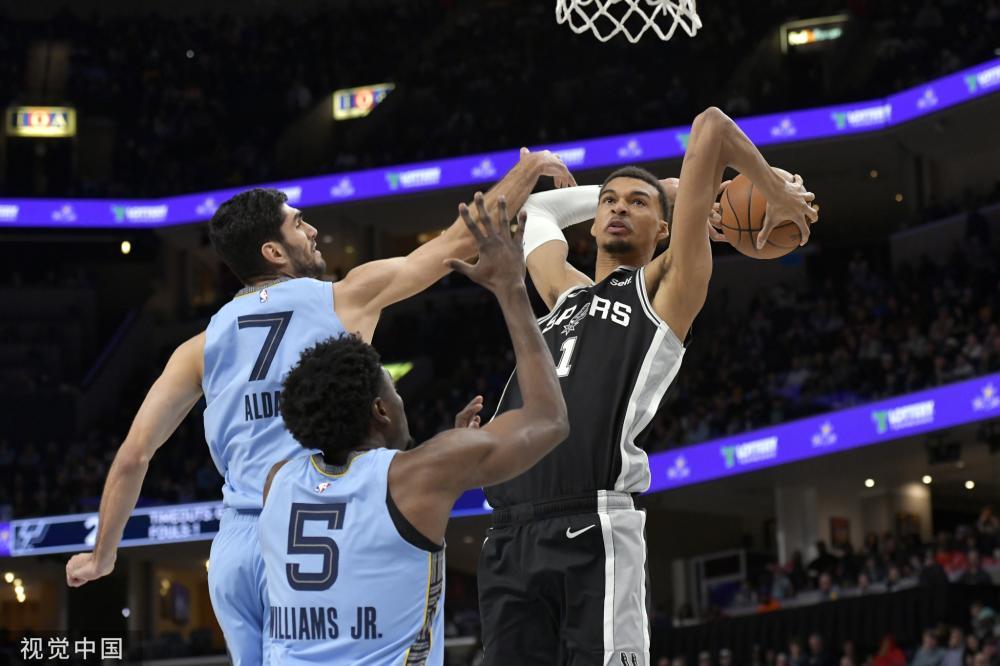 队在关键时 队在关键时